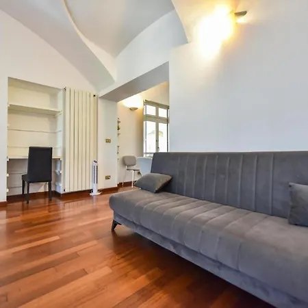 Pzza Della Repubblica 2 Min Duomo Wifi &comfort Apartment Turin